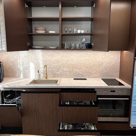 Apartment Artemis 2 *